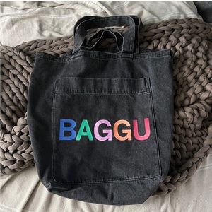 BAGGU GIANT POCKET TOTE WASHED DENIM BLACK LOGO